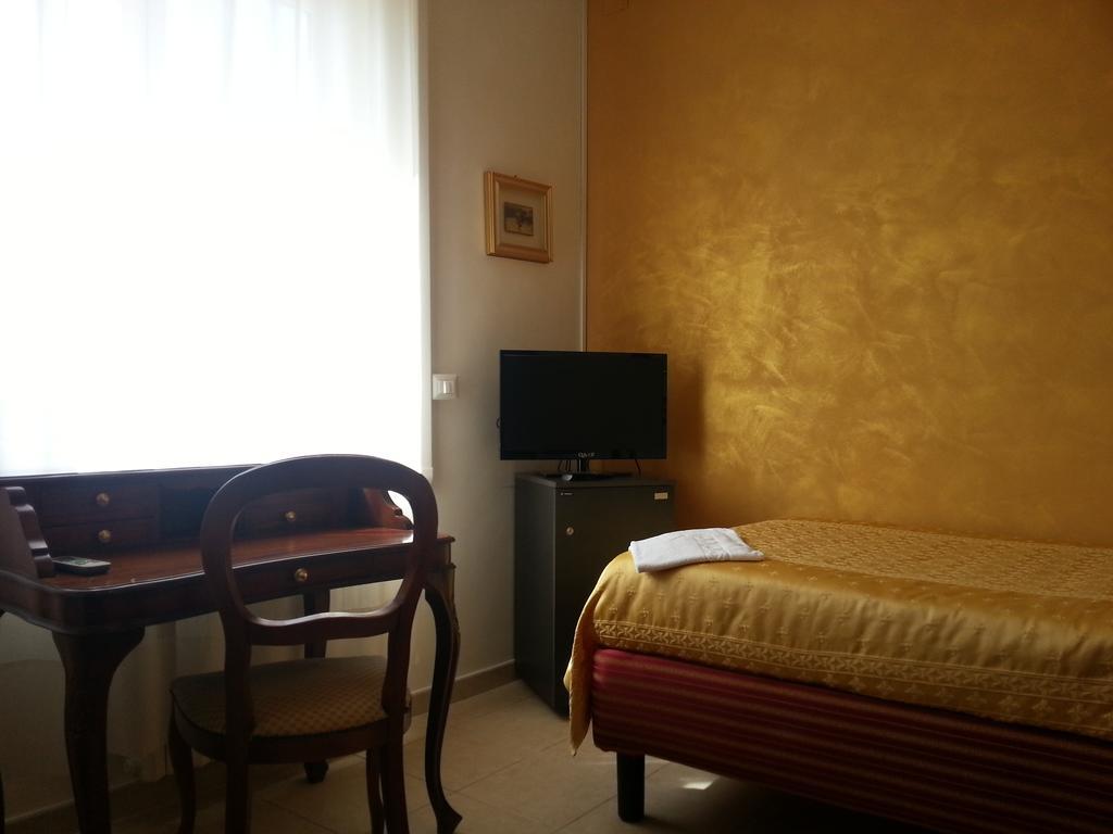 Hotel Sicilia إينّا الغرفة الصورة
